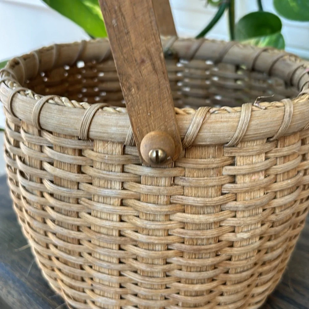 Handwoven Natural Wicker Basket with Handle